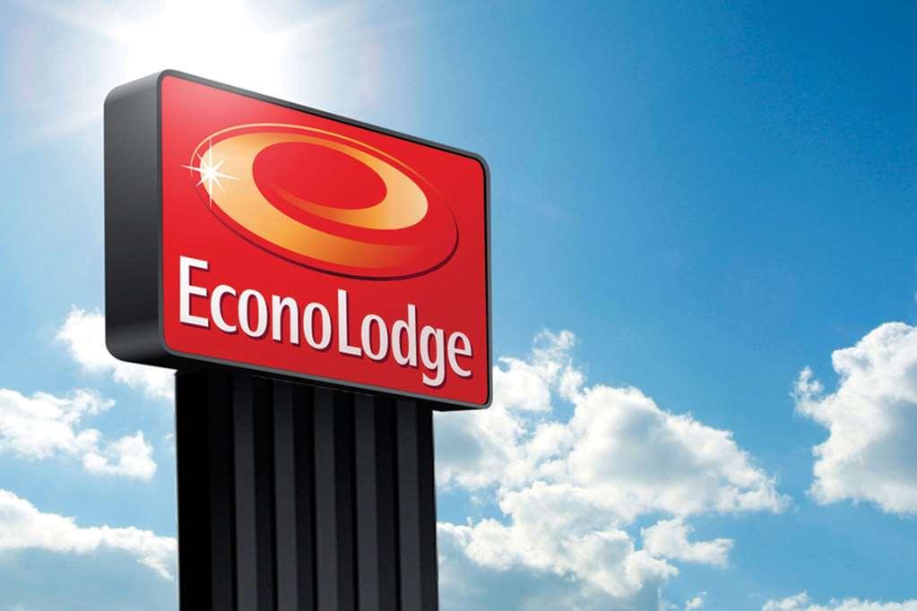 Econo Lodge Waynesboro - Skyline Drive Exterior foto